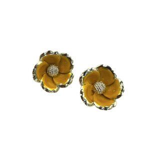 Vtg Flower Clip On Earrings Gold Tone Womens 1 inch Floral Retro